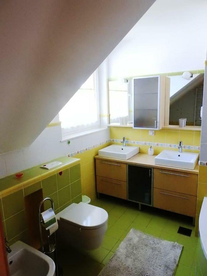 Natasha's Garden House Appartement Dol pri Ljubljani Buitenkant foto